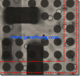 BGA錫球尺寸小于0.4mm，采用降低BGA內圍襲球的錫膏量所得到X-Ray，稍微留意一下可以發現最外圈的錫量(圓的直徑)比其他內圍的錫球上的錫量來得多一點點。也就是外圈的黑色圓形直徑比內圈的圓形來得大一點點。