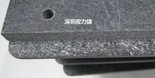 可加工性的合成石，可以用CNC洗出想要的形狀與機構，可以媲美鋁合金